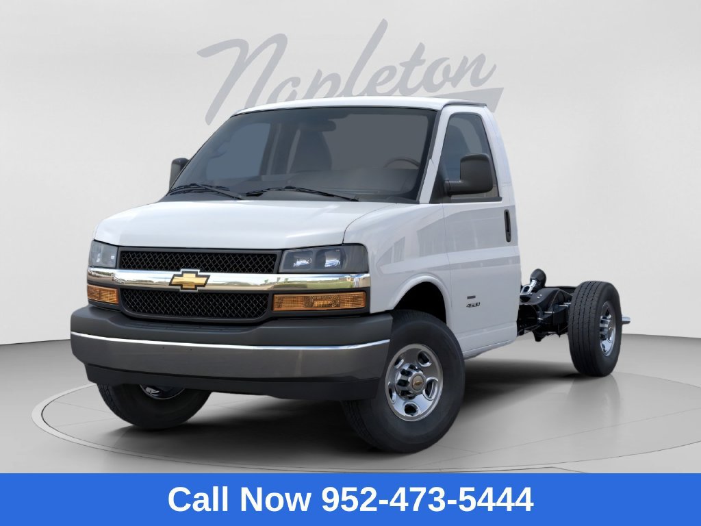 2026 Chevrolet Express Cutaway 3500