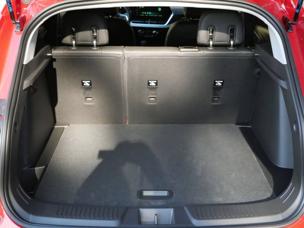 2026 Chevrolet Trax LT - Photo 30
