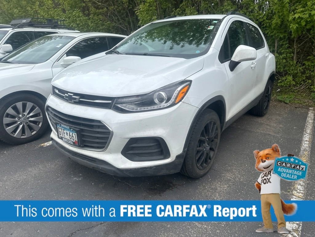 Used 2021 Chevrolet Trax LT with VIN KL7CJPSB7MB344501 for sale in Wayzata, Minnesota