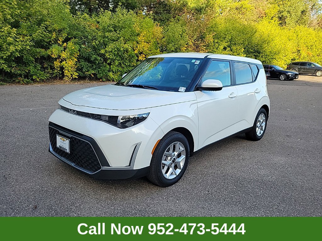 Used 2025 Kia Soul LX with VIN KNDJ23AU8S7964759 for sale in Wayzata, Minnesota