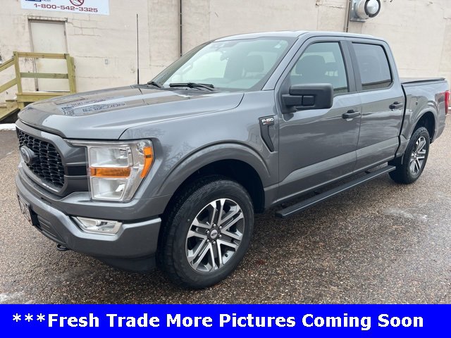 2021 Ford F-150 XL's photo