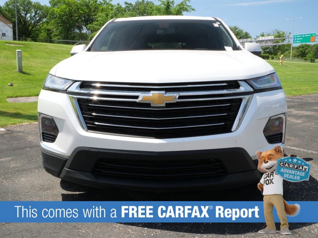 Used 2023 Chevrolet Traverse 1LT with VIN 1GNEVGKW9PJ288226 for sale in Wayzata, Minnesota
