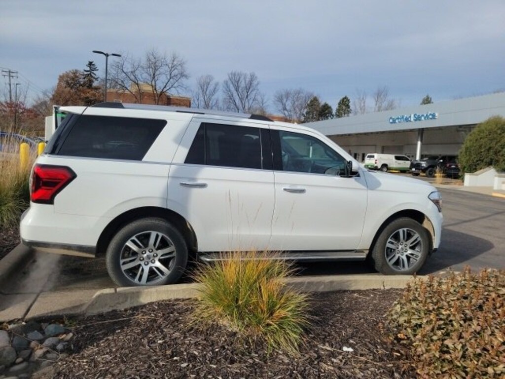 Used 2023 Ford Expedition Limited