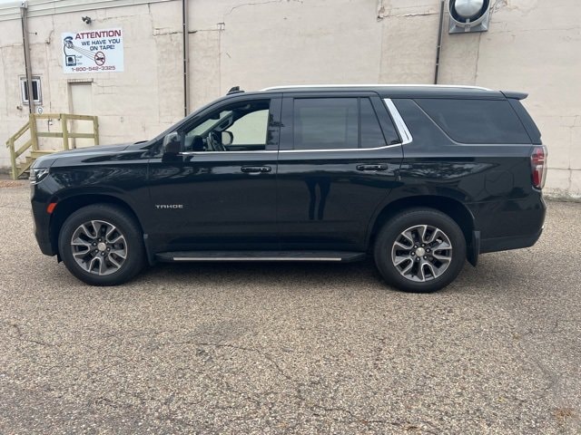 Used 2022 Chevrolet Tahoe LT with VIN 1GNSKNKD0NR346902 for sale in Wayzata, Minnesota
