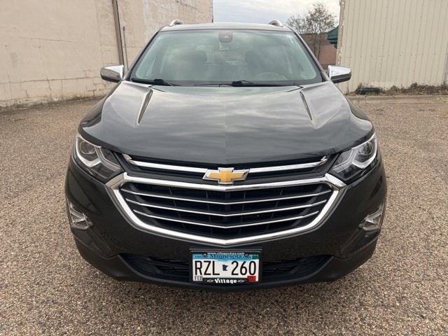 Used 2018 Chevrolet Equinox Premier with VIN 3GNAXVEV0JL118885 for sale in Wayzata, Minnesota