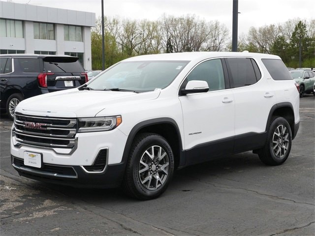 Used 2022 GMC Acadia SLE with VIN 1GKKNRL46NZ122186 for sale in Wayzata, Minnesota