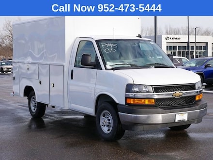 2025 Chevrolet Express Cutaway 3500 1WT Cutaway Van