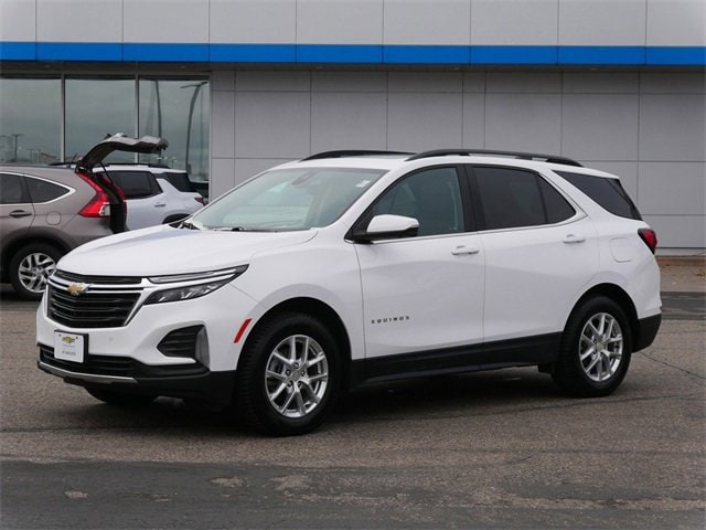 Used 2022 Chevrolet Equinox LT with VIN 3GNAXUEV7NL107009 for sale in Wayzata, Minnesota