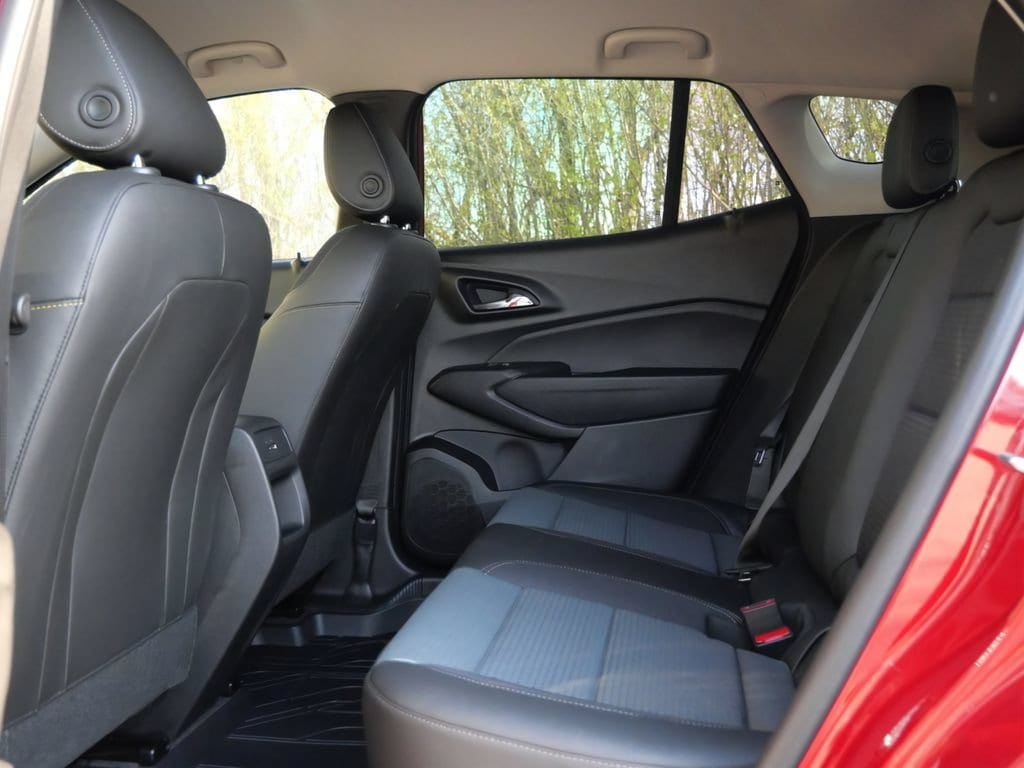 2026 Chevrolet Trax LT - Photo 29