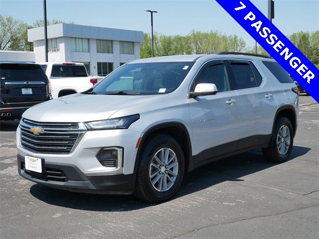 Used 2022 Chevrolet Traverse 1LT with VIN 1GNEVGKW3NJ160271 for sale in Wayzata, Minnesota