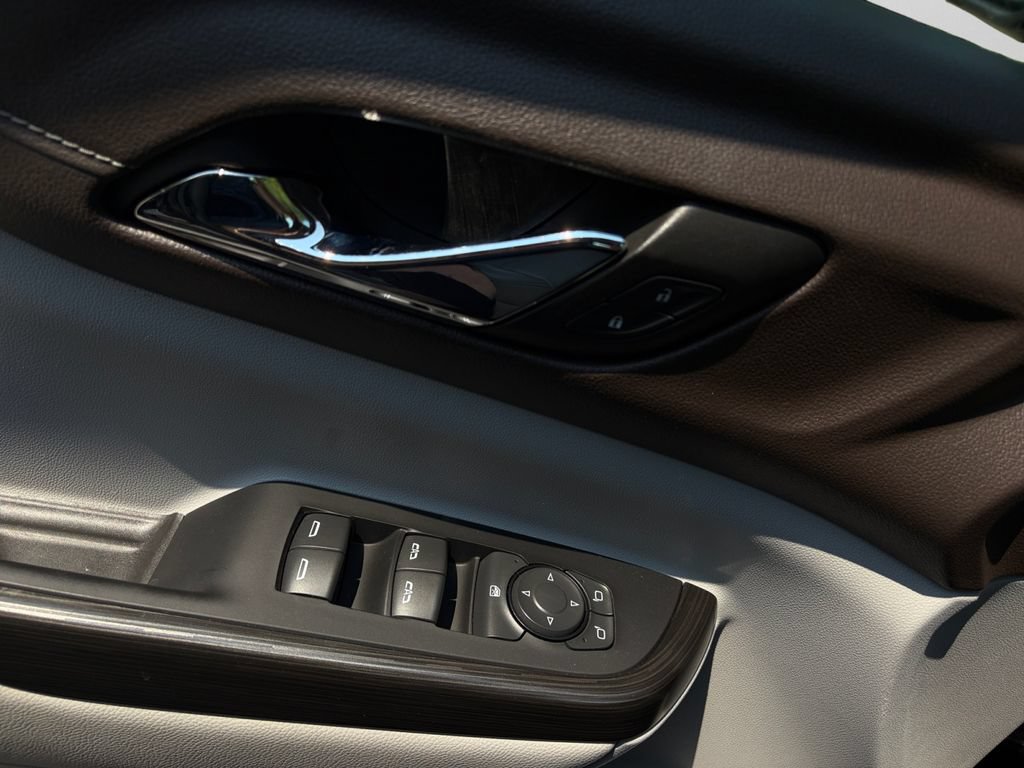 2023 GMC Acadia SLT - Photo 25