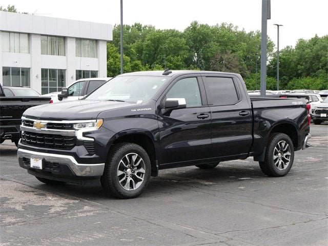Used 2023 Chevrolet Silverado 1500 LT with VIN 1GCPDKEK6PZ191261 for sale in Wayzata, Minnesota