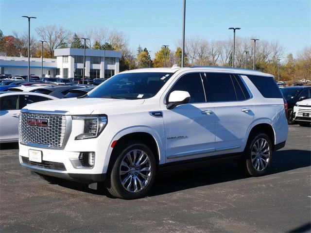 Used 2022 GMC Yukon Denali with VIN 1GKS2DKT8NR296751 for sale in Wayzata, Minnesota