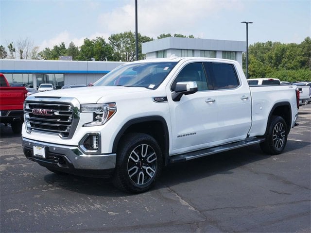 Used 2021 GMC Sierra 1500 SLT with VIN 3GTU9DEL2MG166748 for sale in Wayzata, Minnesota