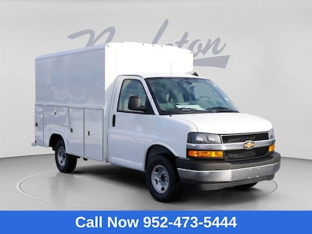 2026 Chevrolet Express Cutaway 3500 1WT Cutaway Van