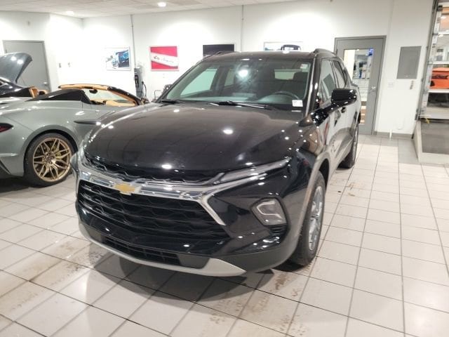 Used 2023 Chevrolet Blazer 2LT with VIN 3GNKBHR40PS122486 for sale in Wayzata, Minnesota