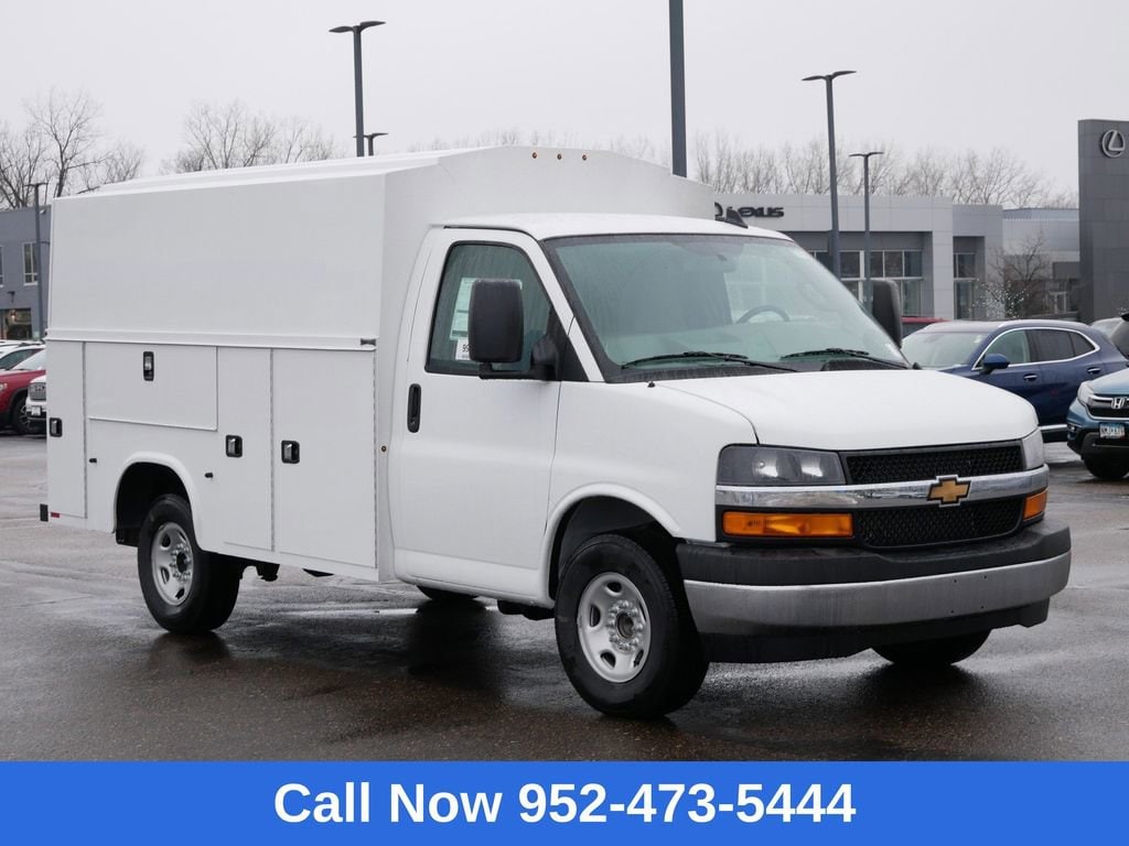 2025 Chevrolet Express 3500 139" WB's photo