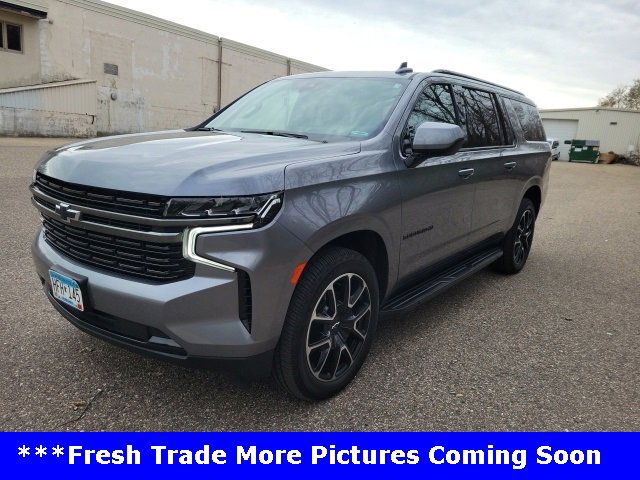2021 Chevrolet Suburban RST's photo