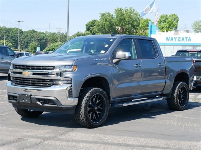 Used 2022 Chevrolet Silverado 1500 Limited LT with VIN 3GCUYDED8NG123075 for sale in Wayzata, Minnesota