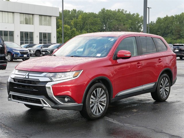 Used 2019 Mitsubishi Outlander SE with VIN JA4AZ3A39KZ017523 for sale in Wayzata, Minnesota