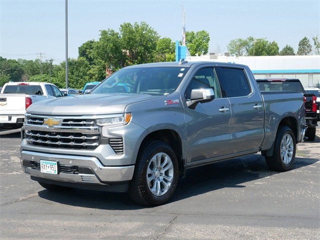 Used 2025 Chevrolet Silverado 1500 LTZ with VIN 2GCUKGED9S1109791 for sale in Wayzata, Minnesota