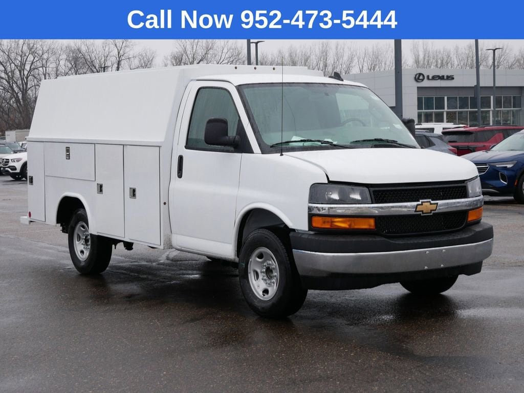 2026 Chevrolet Express 3500 139" WB's photo