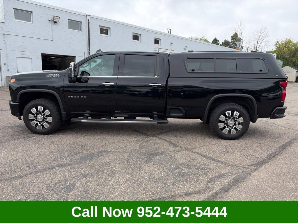 Used 2022 Chevrolet Silverado 3500HD High Country with VIN 1GC4YVEY9NF142230 for sale in Wayzata, Minnesota