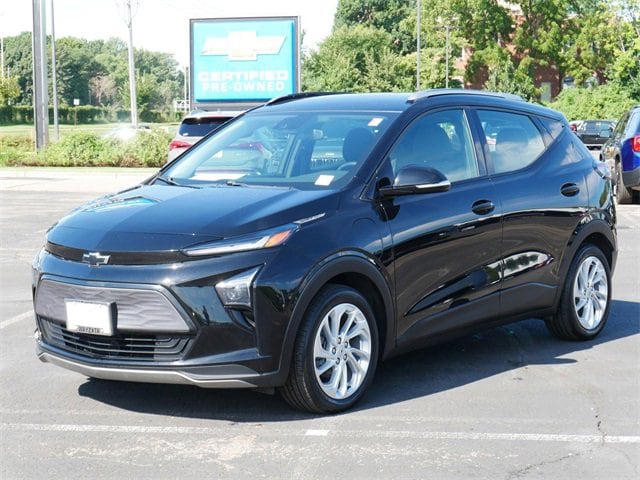 Used 2023 Chevrolet Bolt EUV LT with VIN 1G1FY6S08P4148119 for sale in Wayzata, Minnesota