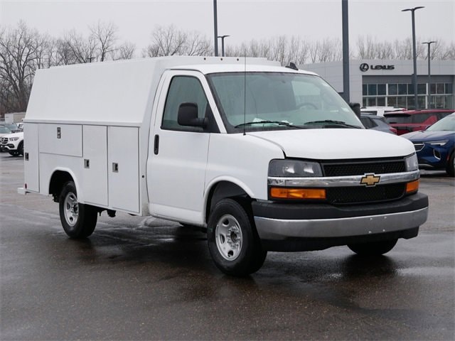 2026 Chevrolet Express Cutaway Base's photo