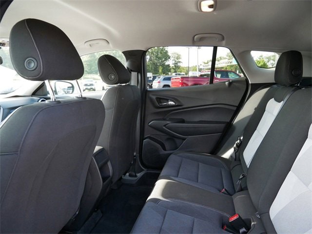 2025 Chevrolet Trax LS photo 9