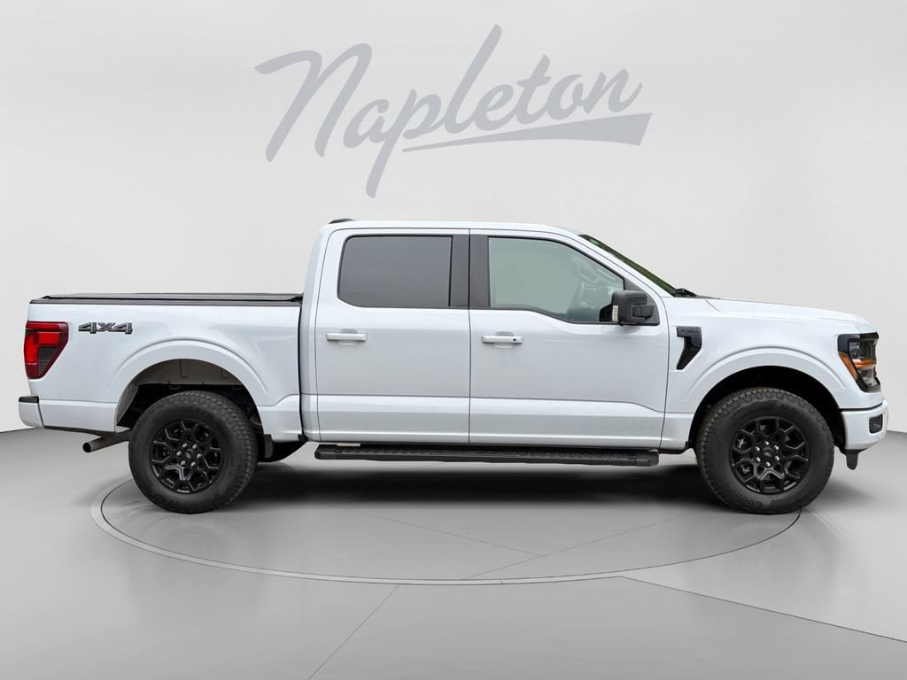 2025 Ford F-150 XLT - Photo 9