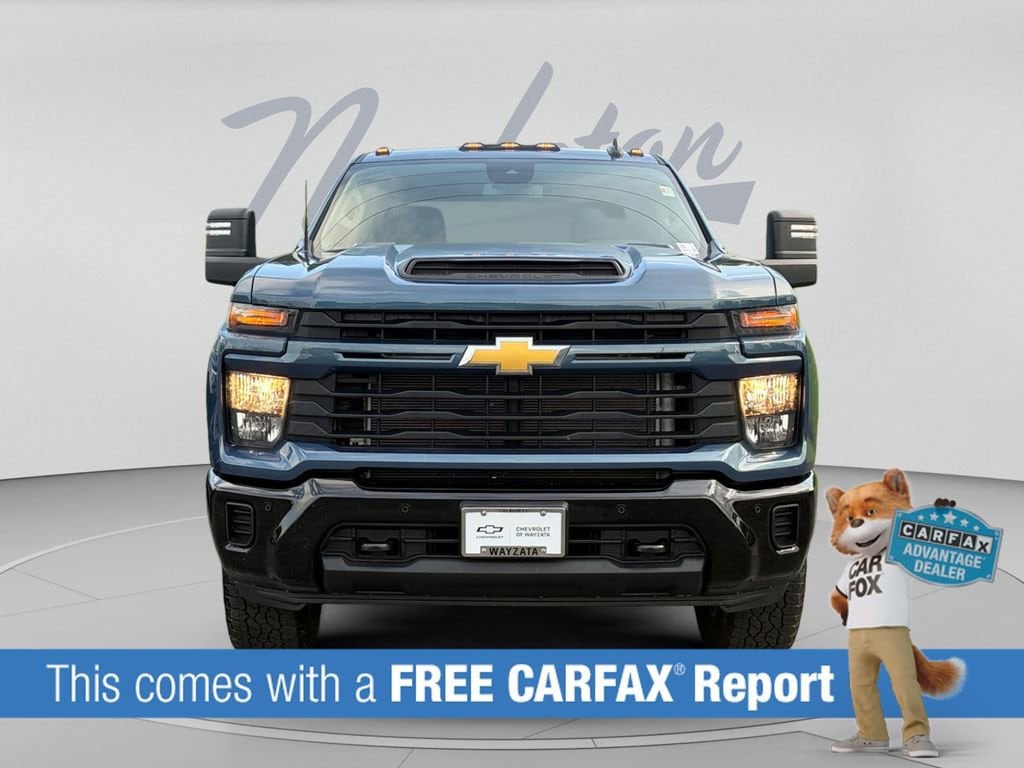 Used 2025 Chevrolet Silverado 2500HD Custom with VIN 2GC4KME77S1216055 for sale in Wayzata, Minnesota