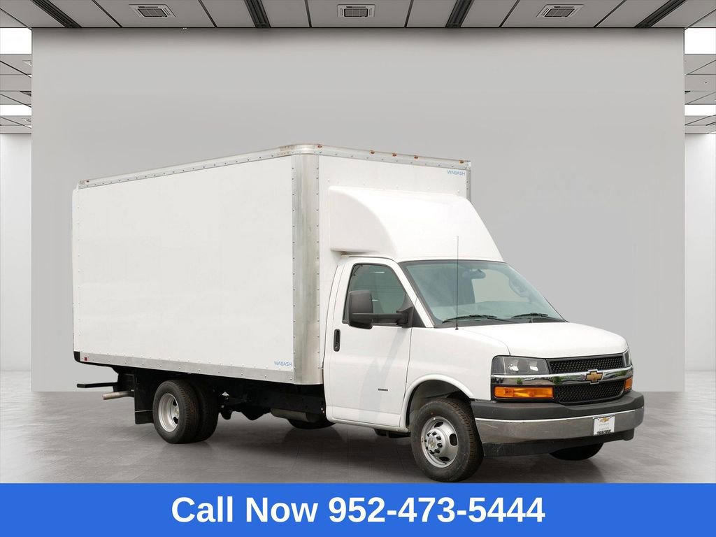 2025 Chevrolet Express 3500 159" WB's photo