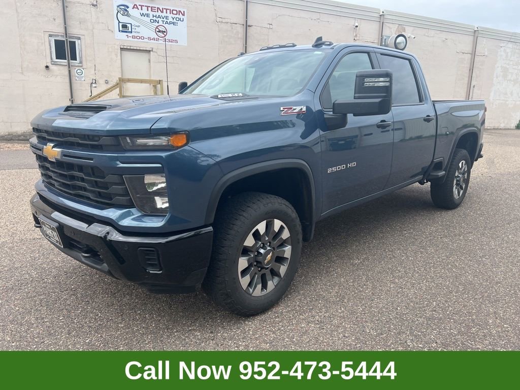 2025 Chevrolet Silverado HD Custom 4WD Crew Cab Standard Box's photo