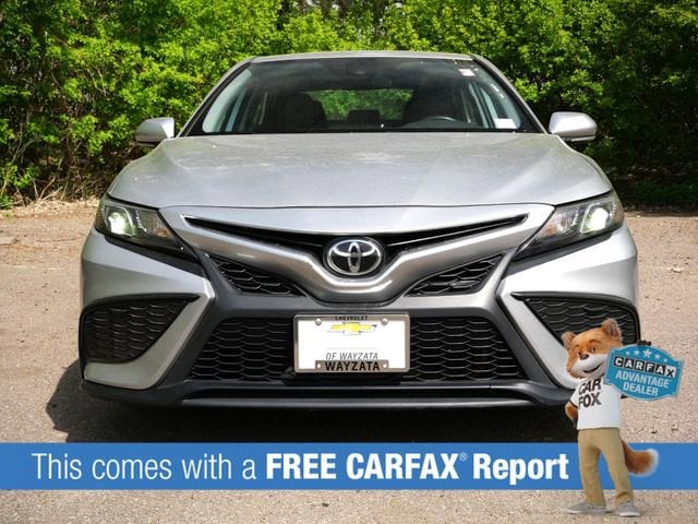 Used 2024 Toyota Camry SE with VIN 4T1G11BK9RU123605 for sale in Wayzata, Minnesota