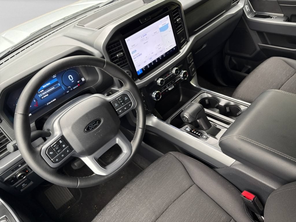 2025 Ford F-150 XLT - Photo 14