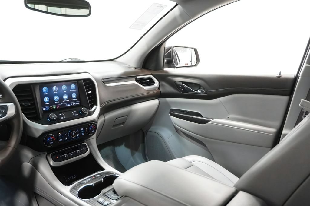 2023 GMC Acadia SLT - Photo 18
