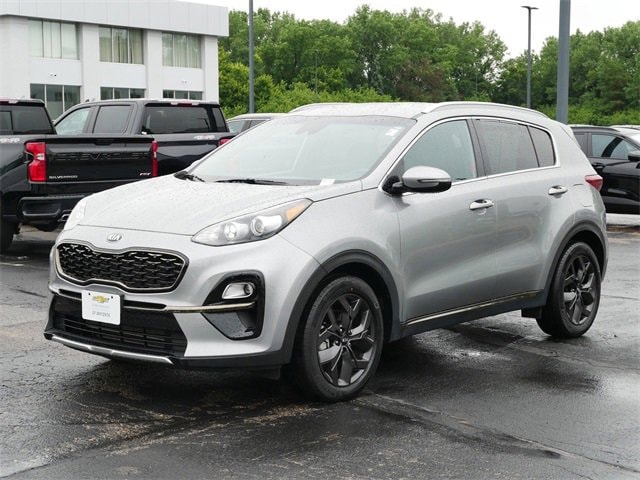 Used 2020 Kia Sportage S with VIN KNDP63AC6L7638188 for sale in Wayzata, Minnesota