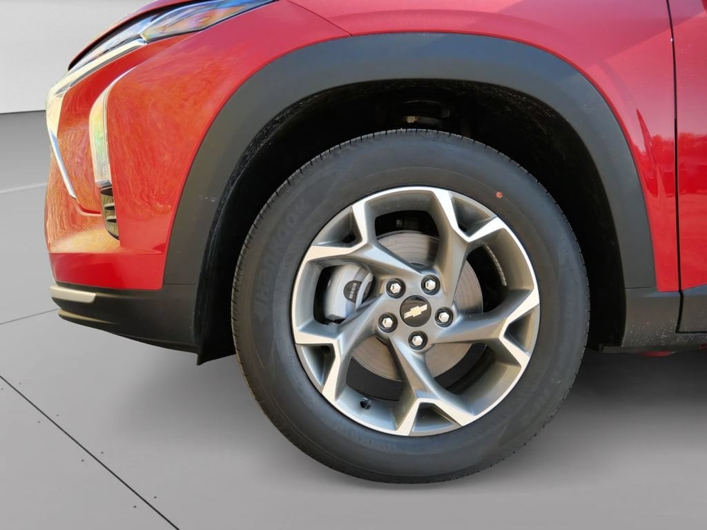 2026 Chevrolet Trax LT - Photo 9