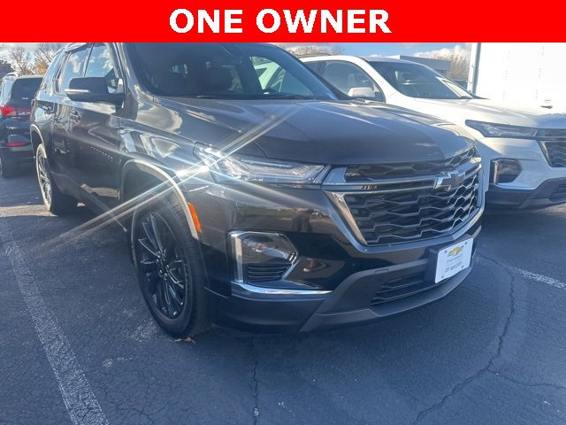 Used 2023 Chevrolet Traverse RS with VIN 1GNEVJKW8PJ303313 for sale in Wayzata, Minnesota