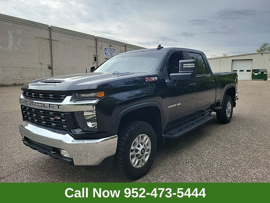 2022 Chevrolet Silverado HD LT 4WD Crew Cab Standard Box's photo