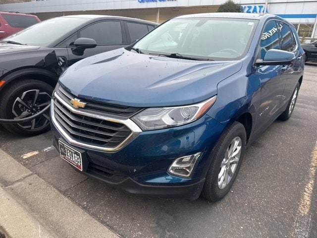 Used 2019 Chevrolet Equinox LT with VIN 2GNAXUEVXK6286713 for sale in Wayzata, Minnesota