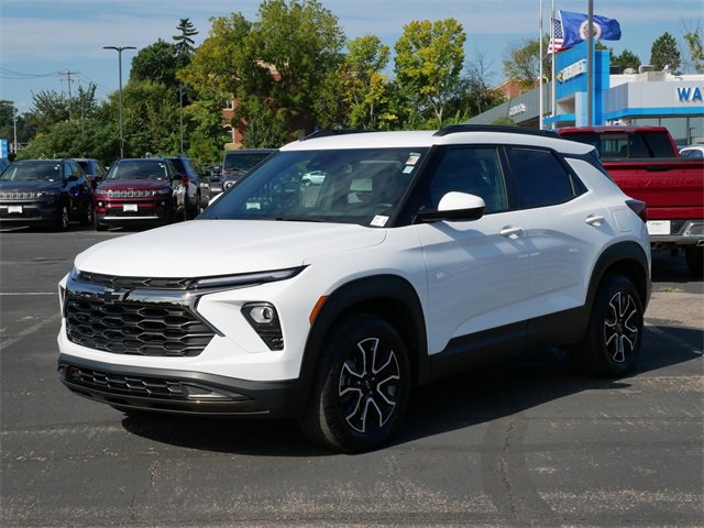 Used 2024 Chevrolet TrailBlazer Activ with VIN KL79MSSL6RB190559 for sale in Wayzata, Minnesota