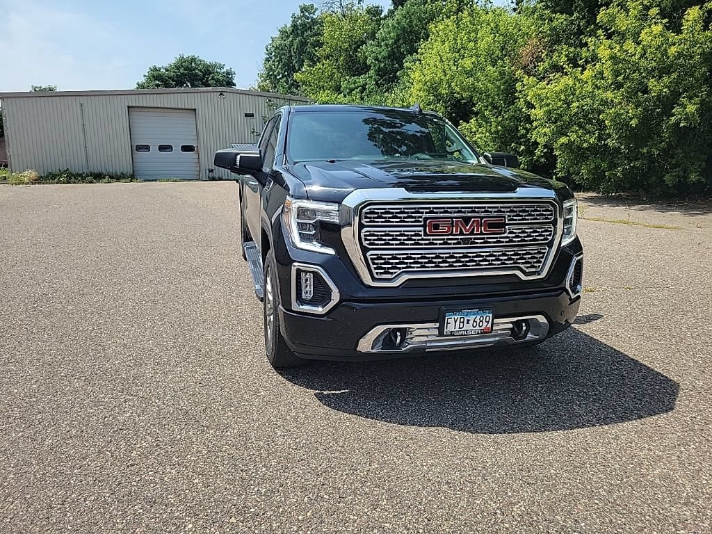 Used 2021 GMC Sierra 1500 Denali Denali with VIN 3GTU9FED7MG174428 for sale in Wayzata, Minnesota