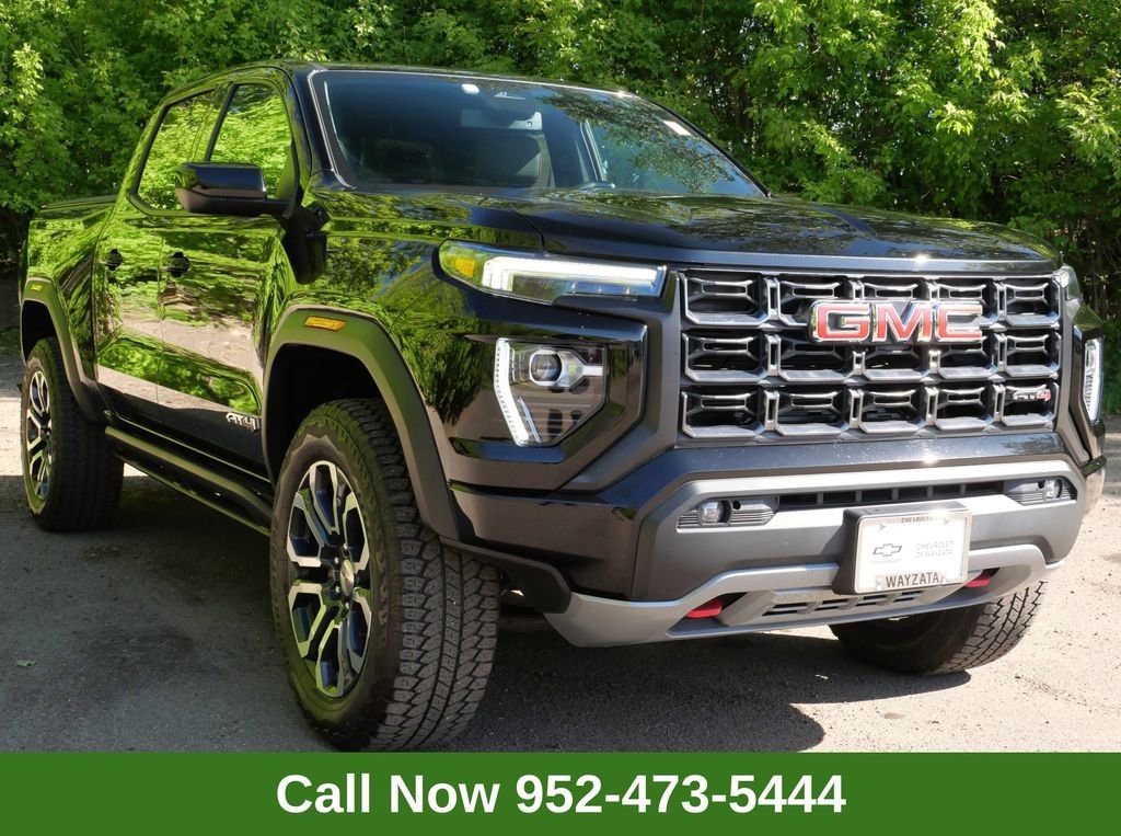 2024 GMC Canyon 4WD AT4 Crew Cab Short Box's photo