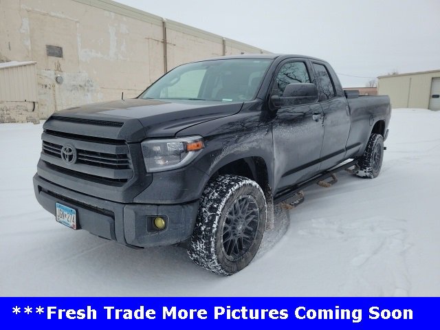 2014 Toyota Tundra SR's photo