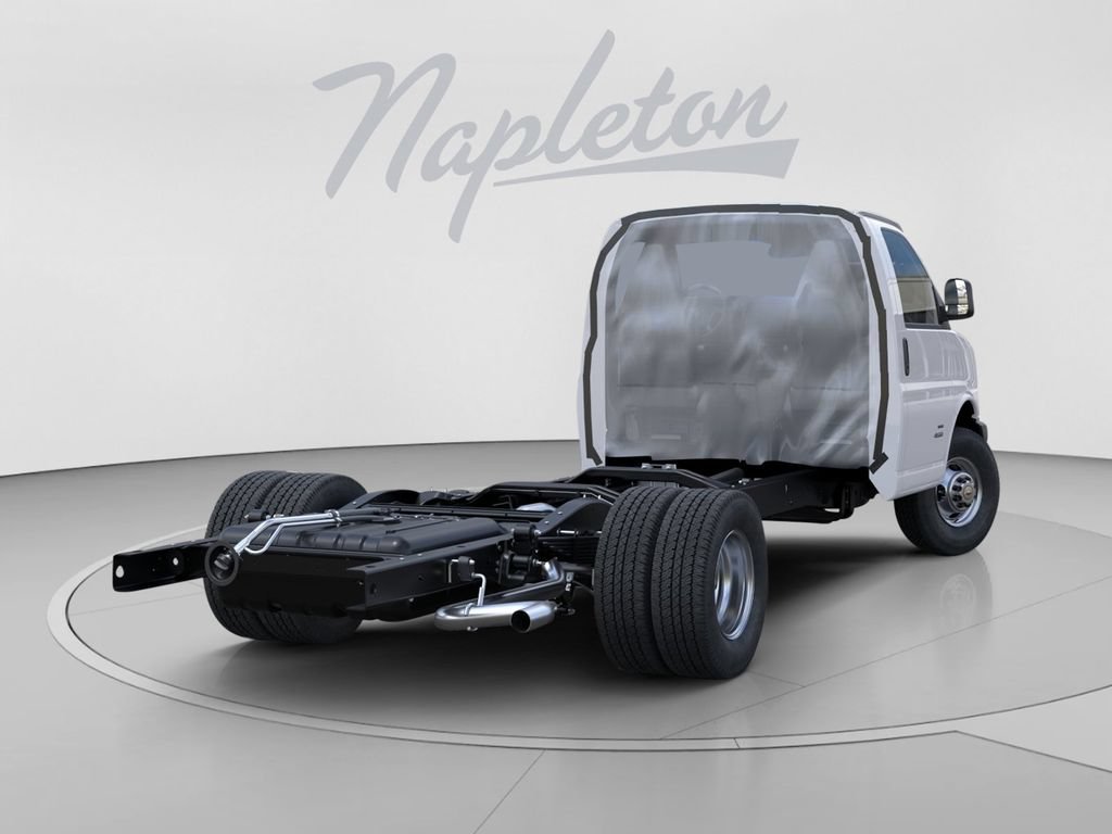 New 2026 Chevrolet Express Cutaway 3500 1WT Cutaway Van