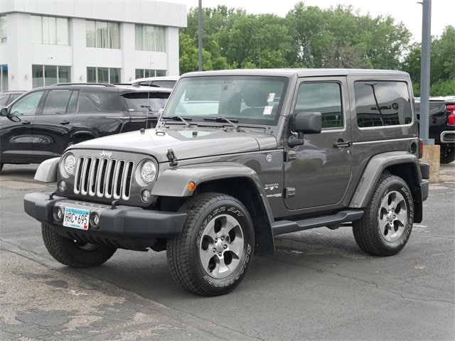Used 2018 Jeep Wrangler JK Sahara with VIN 1C4AJWBG8JL936186 for sale in Wayzata, Minnesota