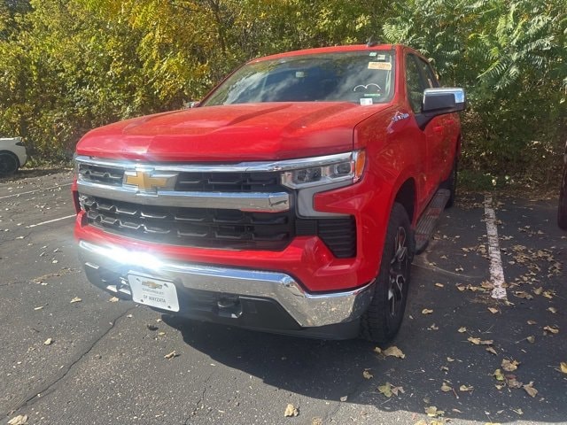 Used 2023 Chevrolet Silverado 1500 LT with VIN 1GCPDKEK9PZ199841 for sale in Wayzata, Minnesota