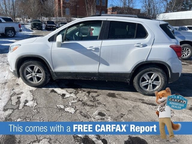 Used 2020 Chevrolet Trax LT with VIN 3GNCJLSB5LL145608 for sale in Wayzata, Minnesota